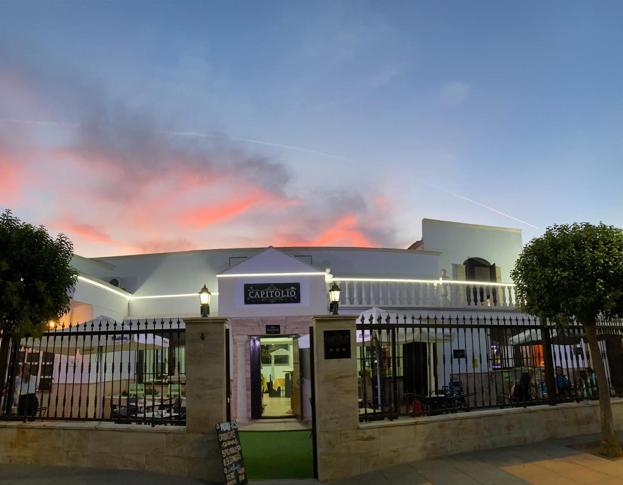 Nuevo Hotel Capitolio Valdepenas Exterior photo